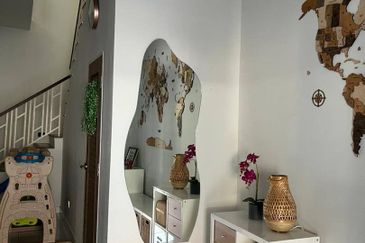 Dahlia @ Serene Heights