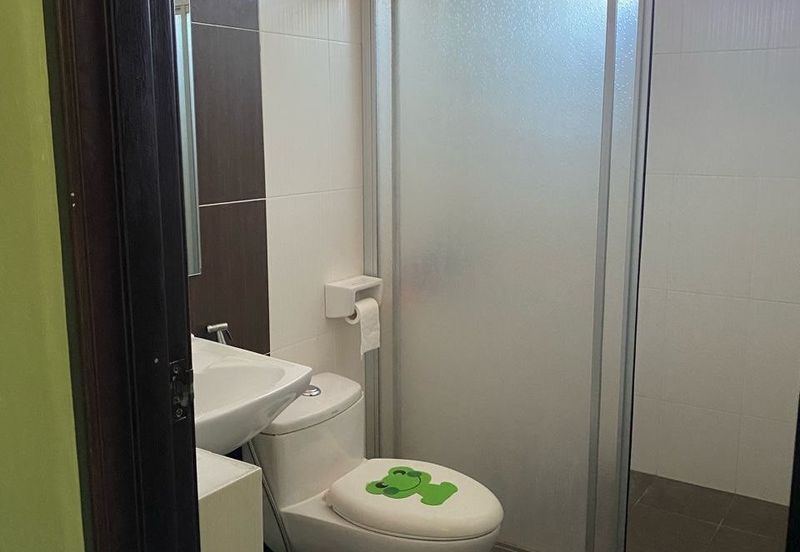 Putra Hill Residency