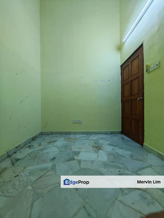 Desa Jasmin Single Storey Terrace house for sale Kitchen and Carporch Fully Extended Nilai, Negeri Sembilan, Nilai