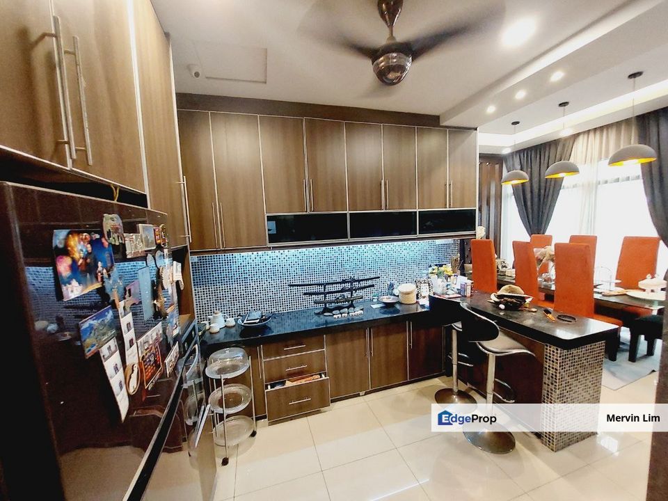 Taman Jenderam Harmoni 2 Storey Semi-D for sale Renovated Dengkil, Selangor, Dengkil