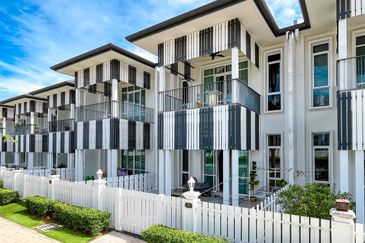 Mellowood @ Eco Majestic