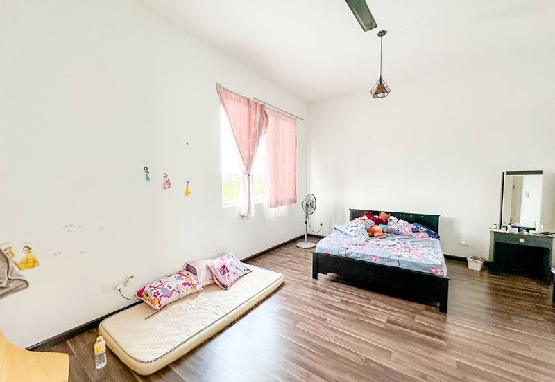 Ebonylane @ Eco Forest