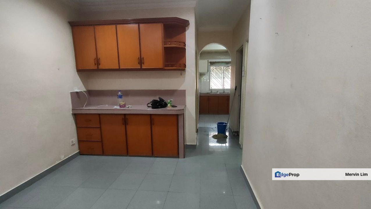 Seremban Garden Avenue 1 storey Terrace House for sale Renovated Seremban 2 S2 Heights, Negeri Sembilan, Seremban