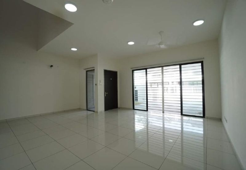 BANDAR AINSDALE FASA 3B (TENANG)