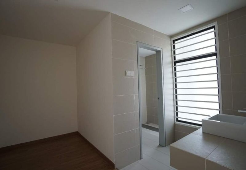 BANDAR AINSDALE FASA 3B (TENANG)