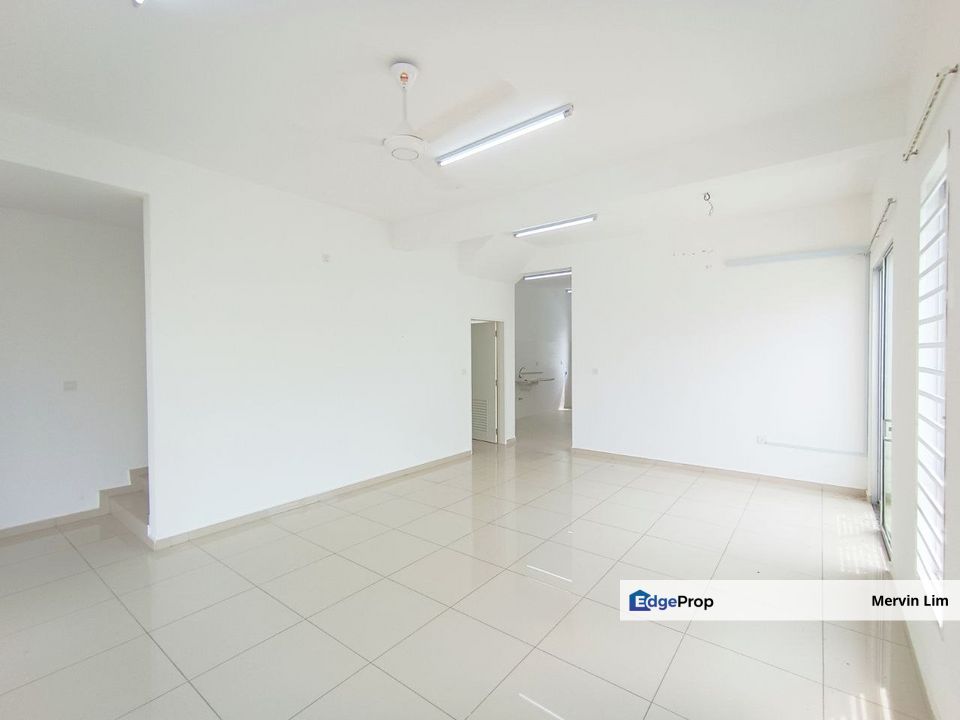 Tiara Sendayan 2 Storey Terrace house for sale ENDLOT NON BUMI Bandar Sri Sendayan Seremban, Negeri Sembilan, Seremban