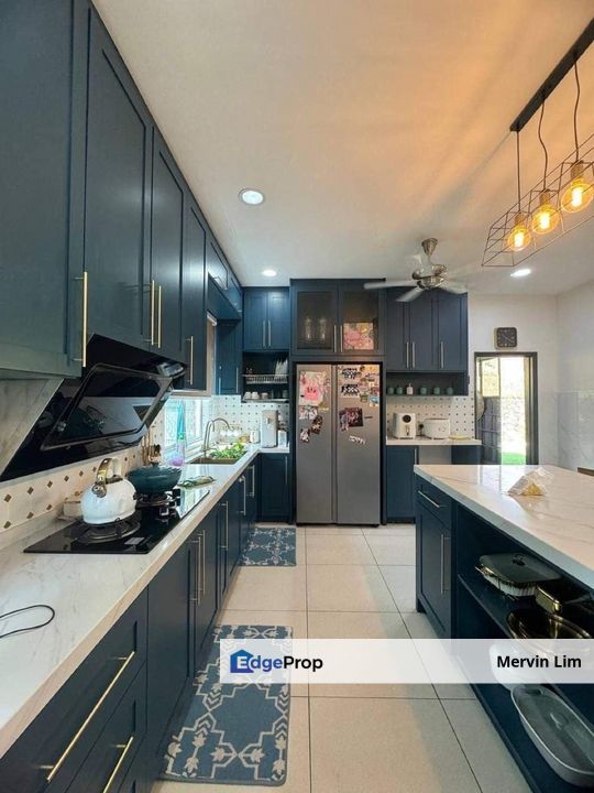 Seremban Taman Laman Puteri 2.5 Storey Bungalow Fully Furnished & Fully Renovated for sale Sikamat, Negeri Sembilan, Seremban