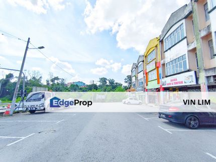 Taman Sri Kasih FACING MAIN ROAD & GOOD INVESTMENT Shoplot 3 Tingkat for sale Senawang, Negeri Sembilan, Seremban