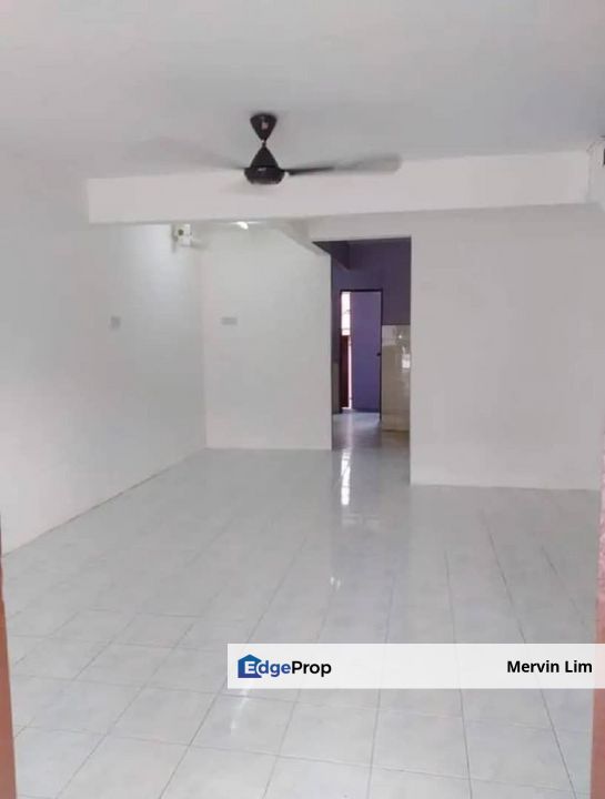 Bandar Seremban Selatan 2 storey Terrace House for rent Washing Machine, Refrigerator, Bed and Mattress, Ceiling Fan Senawang Seremban, Negeri Sembilan, Seremban