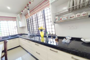 TAMAN ANGSI VILLE @ TUANKU JAAFAR