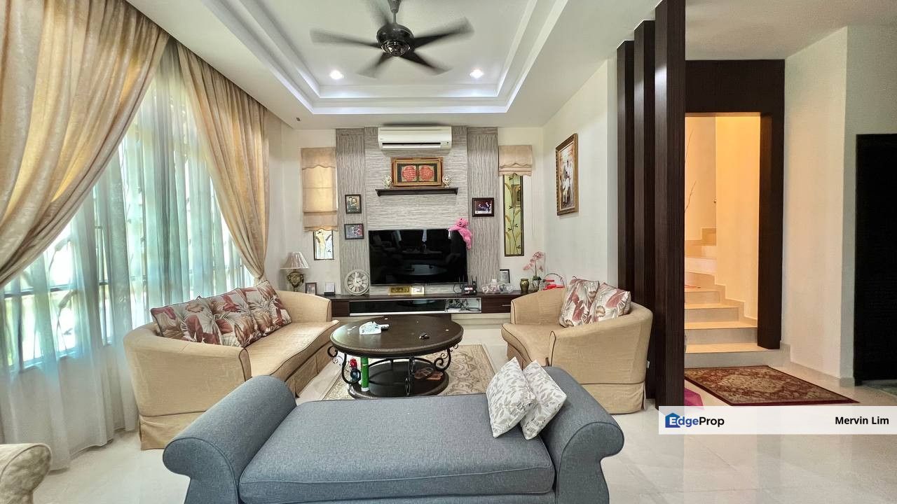 Senawang Taman Lily Sutera Extended and Renovated 2 Storey Bungalow house for sale Seremban, Negeri Sembilan, Senawang