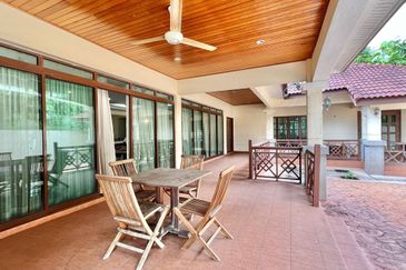 Sungai Buloh Country Resort