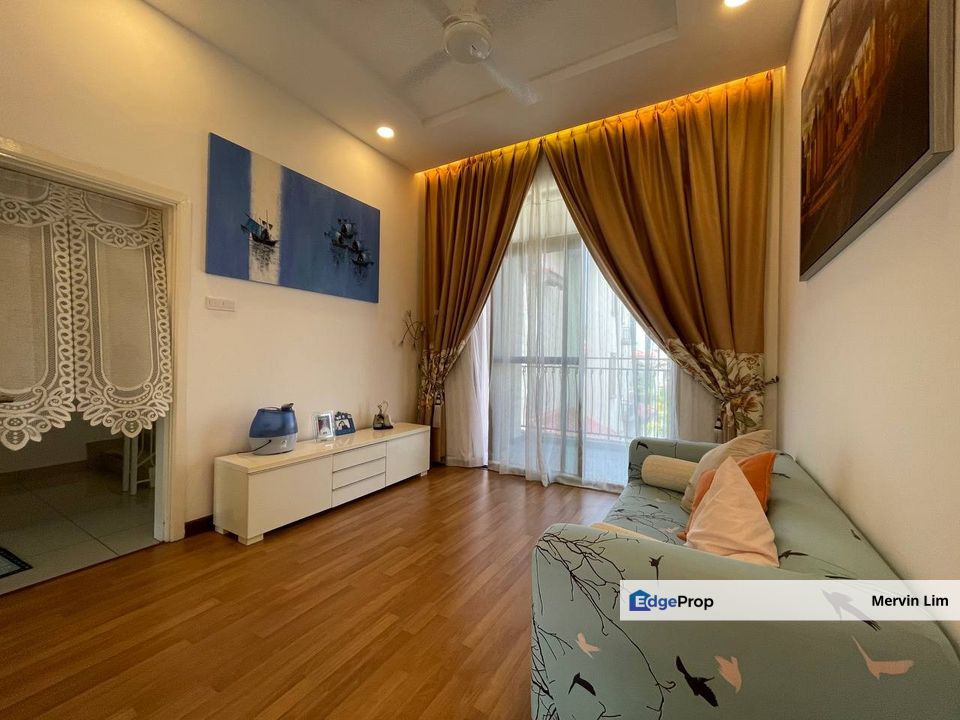 Semenyih DIAMOND CITY 3 STOREY BUNGALOW house for sale Fully Renovated Non Bumi SEMENYIH Selangor, Selangor, Semenyih