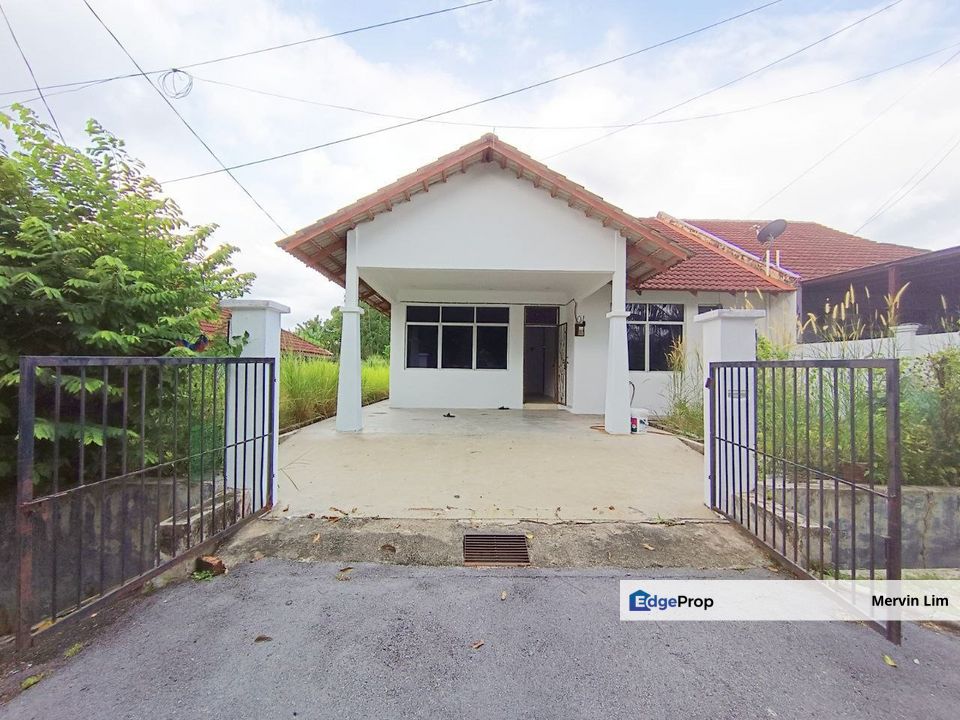 Seremban Taman Bukit Nibong 1 Storey Semi D house for sale Non Bumi Seremban Negeri Sembilan, Negeri Sembilan, Seremban