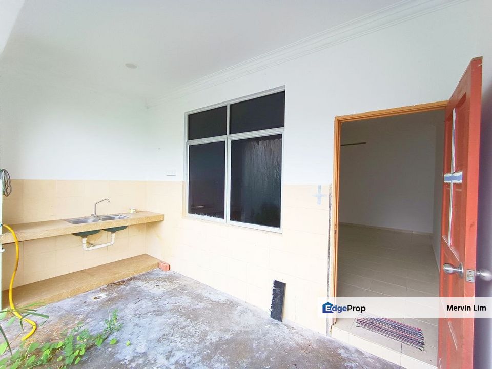 Seremban Taman Bukit Nibong 1 Storey Semi D house for sale Non Bumi Seremban Negeri Sembilan, Negeri Sembilan, Seremban