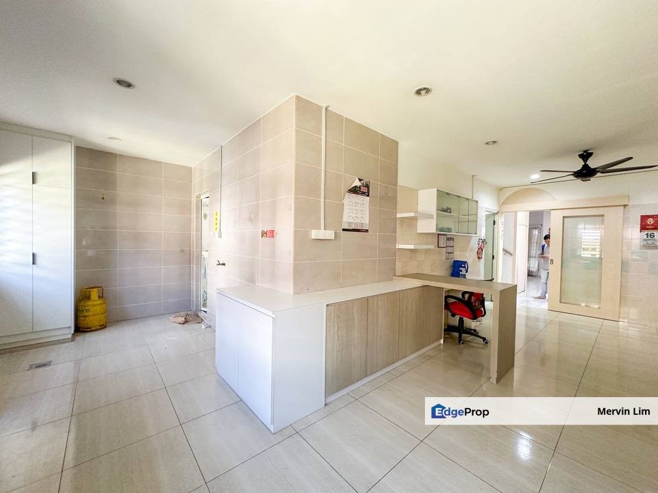 Taman Semenyih Mewah Double Storey House for sale RENOVATED Non bumi Pekan Semenyih Selangor, Selangor, Semenyih