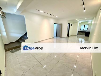 Taman Puchong Utama RENOVATED Double Storey House for sale Move in condition Puchong, Selangor, Puchong