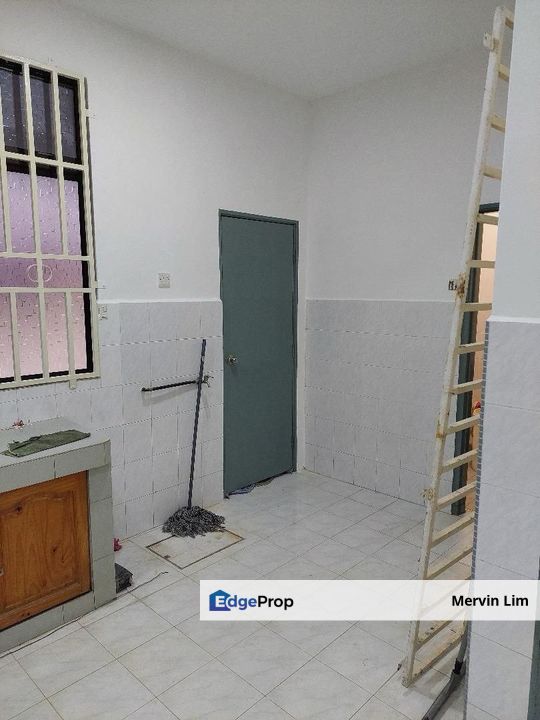 Taman Seremban Jaya Single Storey house for rent auto gate Senawang Seremban, Negeri Sembilan, Seremban