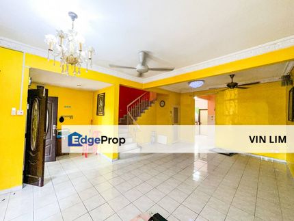 Desa Latania Seksyen 36 Double storey house for sale kitchen cabinet Shah Alam , Selangor, Shah Alam