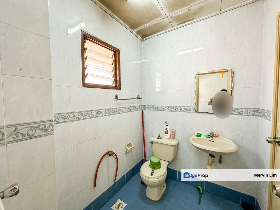 Desa Latania Seksyen 36 Double storey house for sale kitchen cabinet Shah Alam Klang, Selangor, Shah Alam