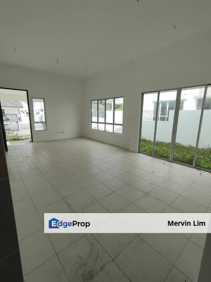 Seremban Iringan Bayu Single Storey Semi D house For Sale freehold non bumi Seremban 2 Negeri Sembilan, Negeri Sembilan, Seremban