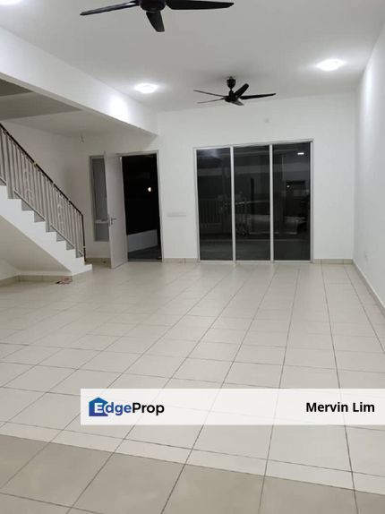 BANDAR AINSDALE ANGGUN DOUBLE STOREY HOUSE for rent 24 Hours Security Seremban, Negeri Sembilan, Seremban
