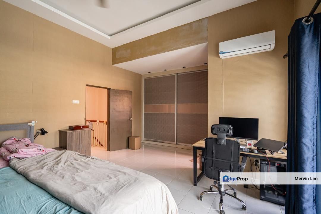 Nilai Taman Desa Seringin Double Storey house for sale Renovated Furnished non bumi Nilai Negeri Sembilan, Negeri Sembilan, Nilai