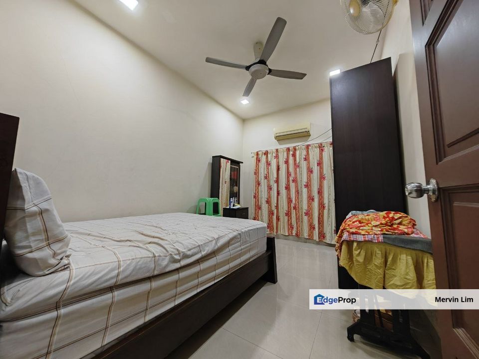 Klang Taman sejati klang 2 Storey Semi D house for sale Renovated & Extended Non Bumi Freehold Selangor, Selangor, Klang