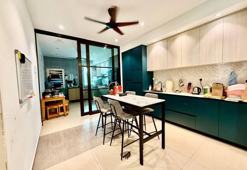 HIJAYU 3A @ BANDAR SRI SENDAYAN