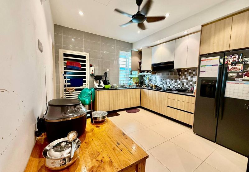 HIJAYU 3A @ BANDAR SRI SENDAYAN