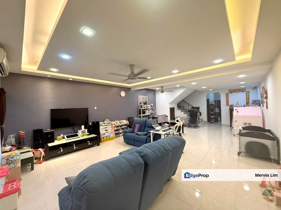 bandar NUSAPUTRA 2 STOREY TERRACE HOUSE for sale Guarded & Gated PUCHONG, Selangor, Puchong South