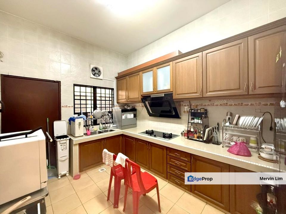bandar NUSAPUTRA 2 STOREY TERRACE HOUSE for sale Guarded & Gated PUCHONG, Selangor, Puchong South