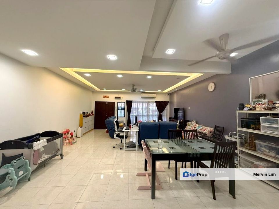 bandar NUSAPUTRA 2 STOREY TERRACE HOUSE for sale Guarded & Gated PUCHONG, Selangor, Puchong South