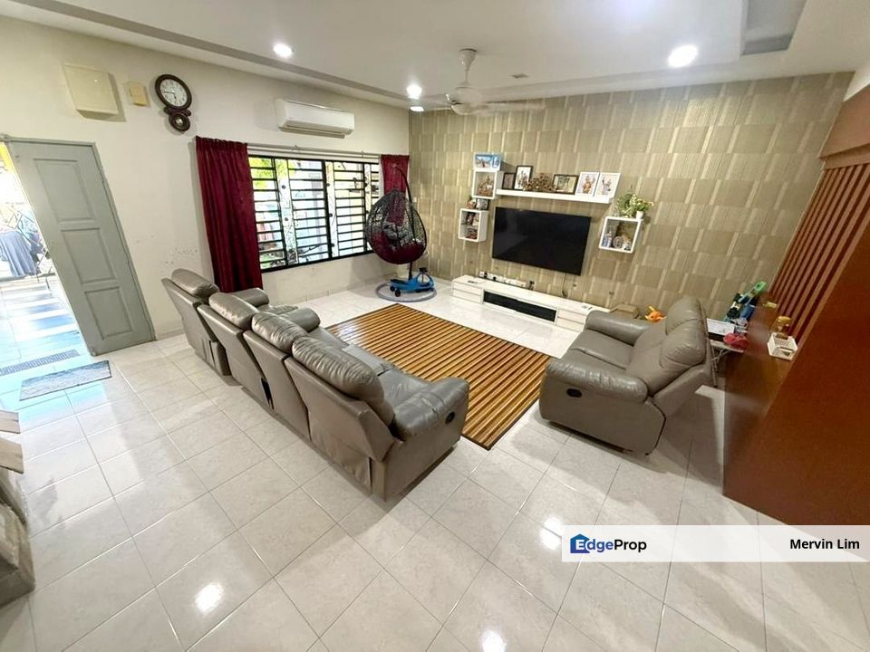 Bandar NUSAPUTRA 2 STOREY TERRACE HOUSE for sale Peaceful environment PUCHONG, Selangor, Puchong South