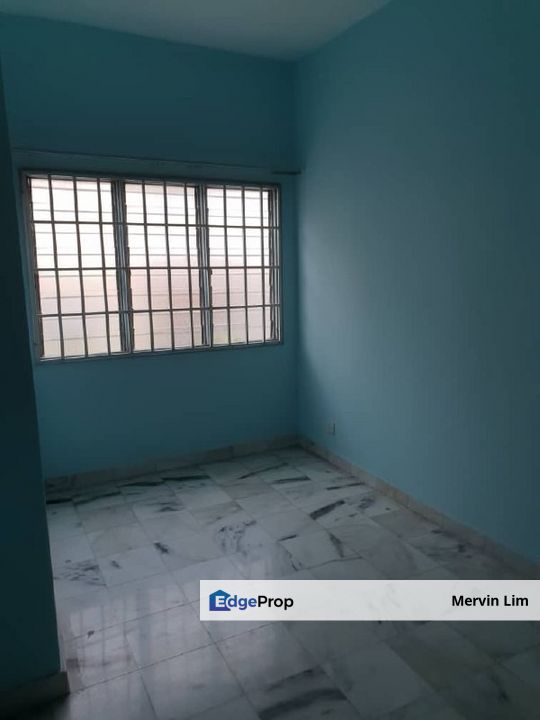 Seremban 2 Taman Megah Oakland Double Storey house for rent Seremban Negeri Sembilan, Negeri Sembilan, Seremban