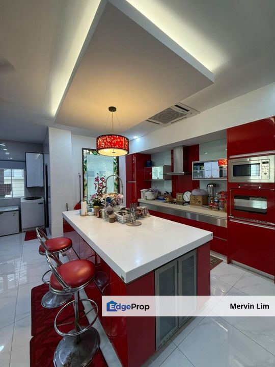 Klang TAMAN SAUJANA RENOVATED & FULLY EXTENDED 2 STOREY SEMI D HOUSE for sale Klang selangor, Selangor, Klang