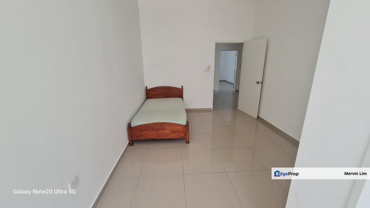 Suriaman 3 Bandar Sri Sendayan Double Storey Terrace house for rent partially furnished Seremban, Negeri Sembilan, Seremban