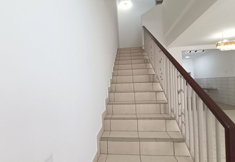 Anggun @ Bandar Ainsdale