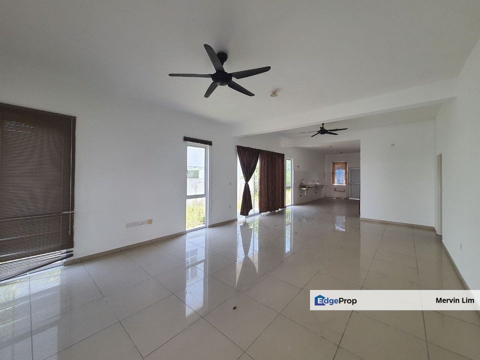 Suriaman 3 Double Storey End Lot house for rent Gated & Guarded Bandar Sri Sendayan Seremban, Negeri Sembilan, Seremban