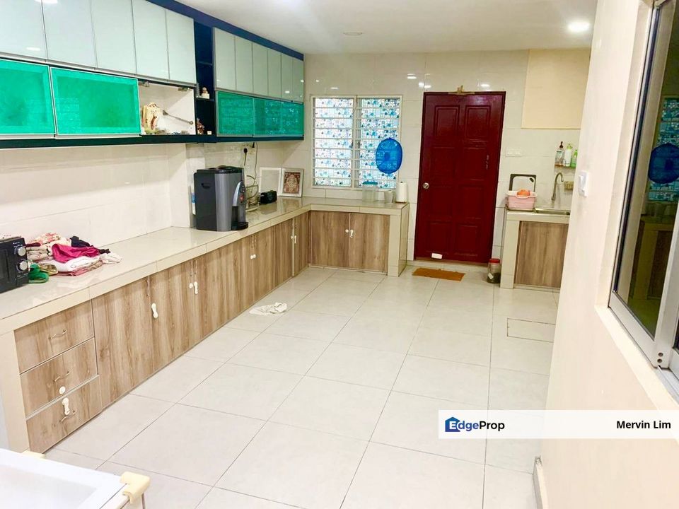 Taman Kajang Utama Double Storey Superlink house for sale RENOVATED & EXTENDED Kajang Selangor, Selangor, Kajang