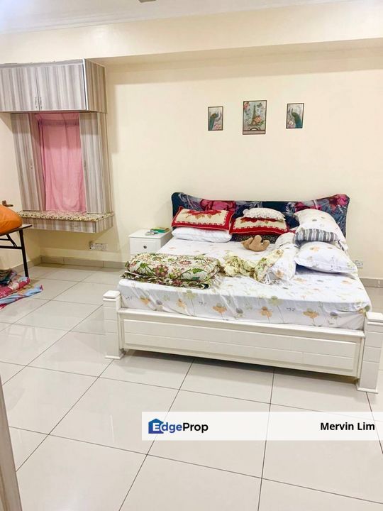 Taman Kajang Utama Double Storey Superlink house for sale RENOVATED & EXTENDED Kajang Selangor, Selangor, Kajang