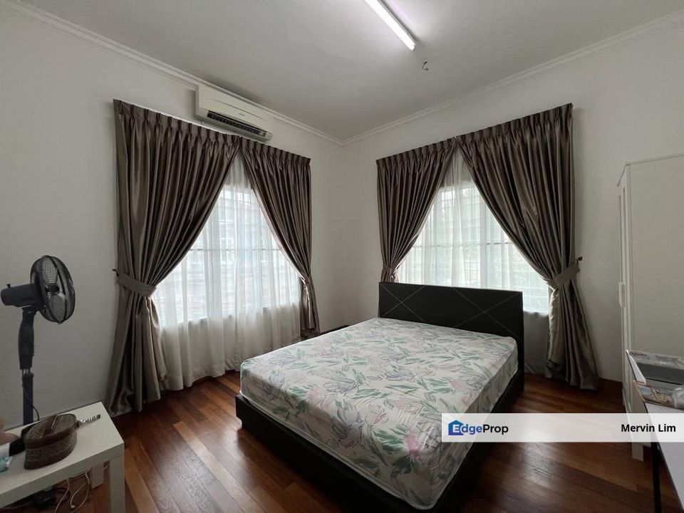 Semenyih Bandar Tasik Kesuma 2 storey Semi D House for sale Renovated Non Bumi Semenyih Selangor, Selangor, Semenyih