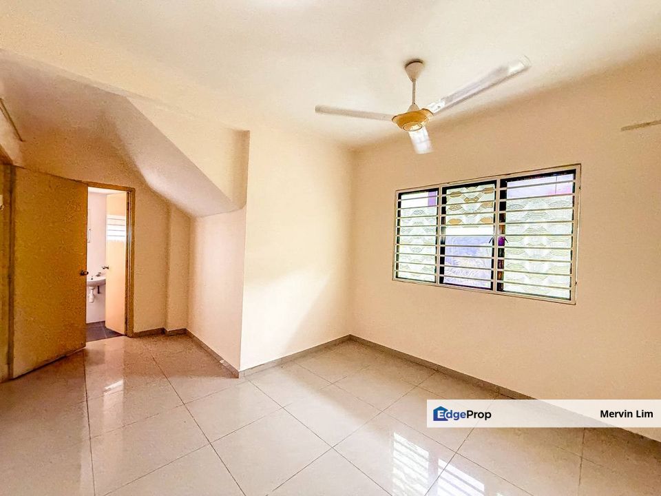 Nilai Impiana Residence Double Storey Semi-D house for sale Extended Kitchen Bandar Baru Nilai, Negeri Sembilan, Nilai