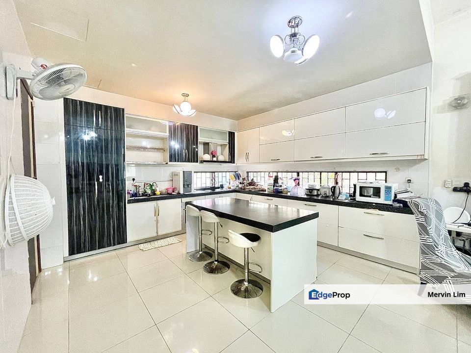 Kajang Taman Tropika 2 FULLY EXTENDED 3 Storey Semi D for sale freehold Renovated Kajang Selangor, Selangor, Kajang