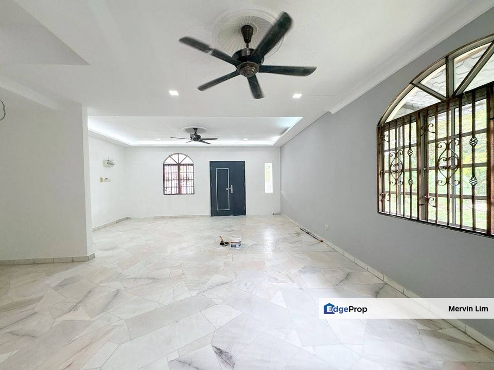 Klang Taman Sentosa END LOT Double Storey house for sale New refurnish unit Non Bumi Klang Selangor, Selangor, Klang