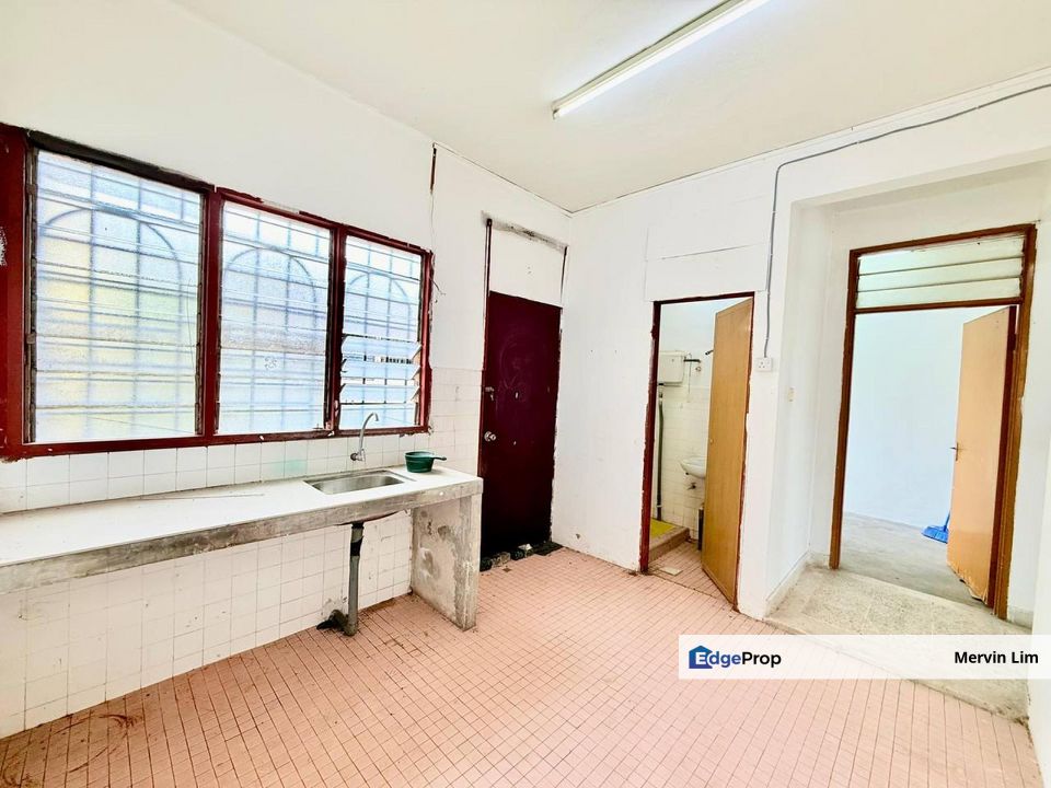 Seremban 2 Storey Terrace house for sale NON BUMI & OPEN FACING Seremban Jaya Senawang Negeri Sembilan, Negeri Sembilan, Seremban