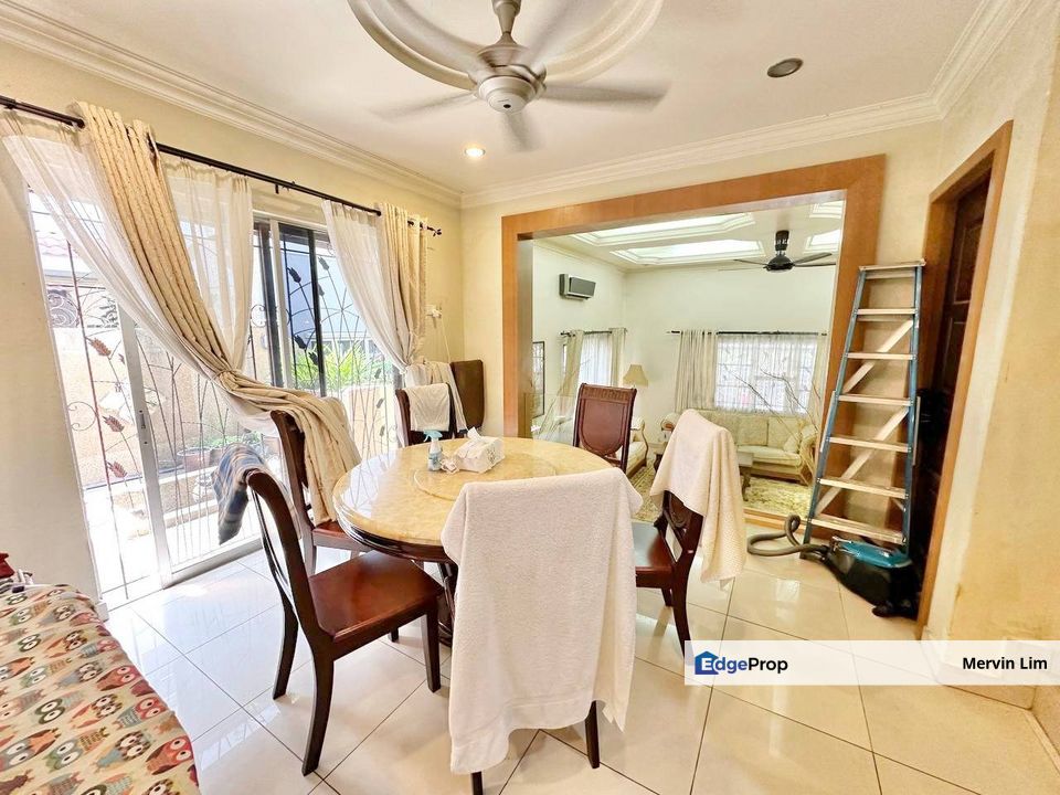 Bandar Baru Bangi Seksyen 5 Double Storey Semi D house for sale Renovated Table top and Kitchen Cabinet, Selangor, Bangi