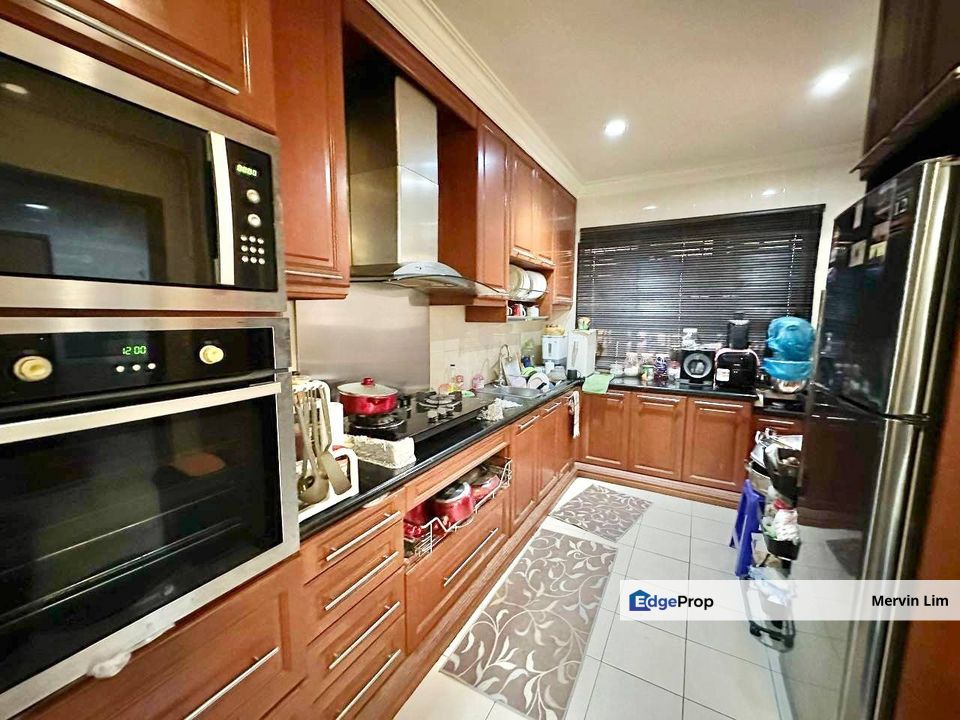 Bandar Baru Bangi Seksyen 5 Double Storey Semi D house for sale Renovated Table top and Kitchen Cabinet, Selangor, Bangi