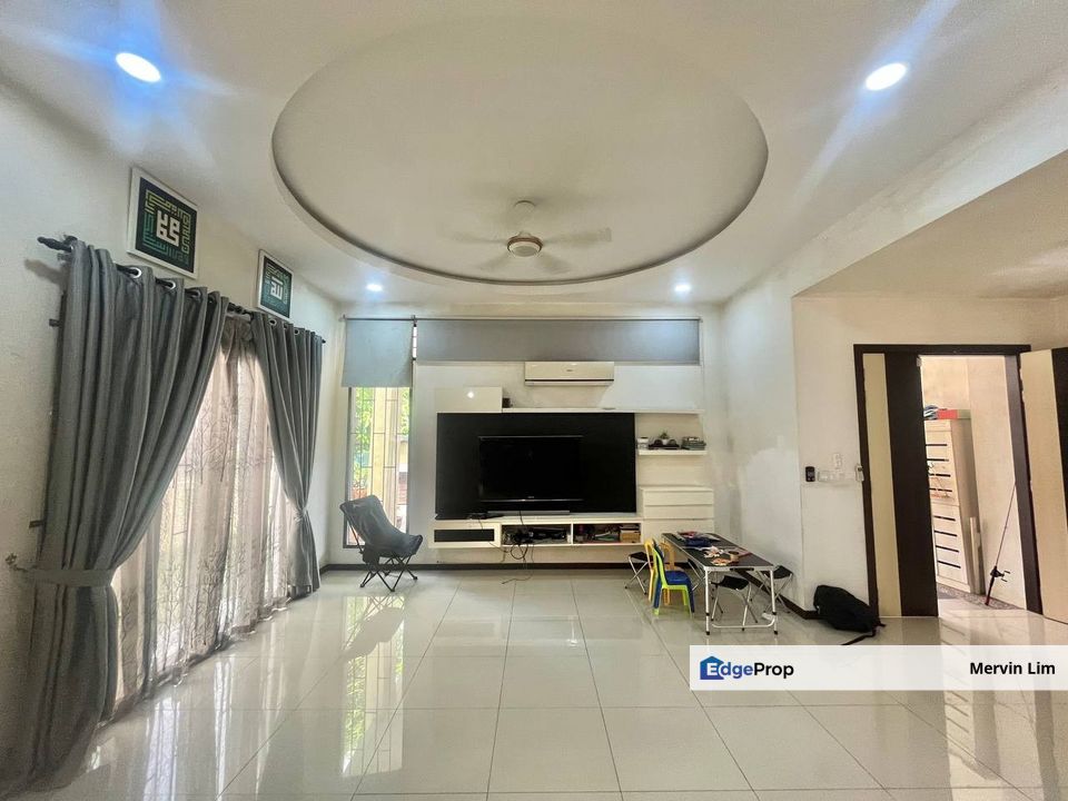Bangi Taman Tropika 2 Three Storey Semi D house for sale Freehold Renovated Sg Tangkas Kajang Selangor, Selangor, Kajang