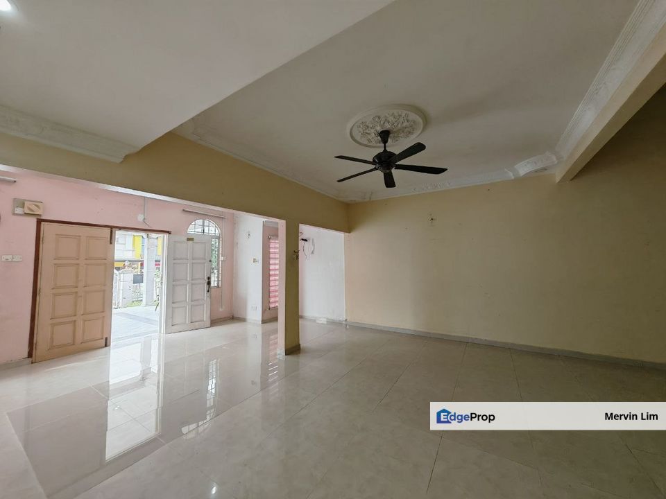 Seremban Garden Avenue 2 storey Terrace House for sale Back Kitchen Full Extended Negeri Sembilan, Negeri Sembilan, Seremban